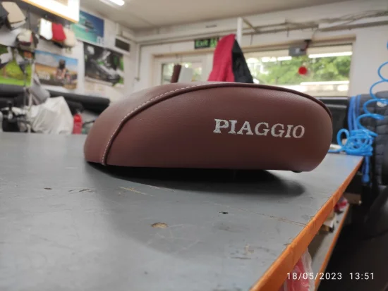 Мотори Мото седалка Piaggio