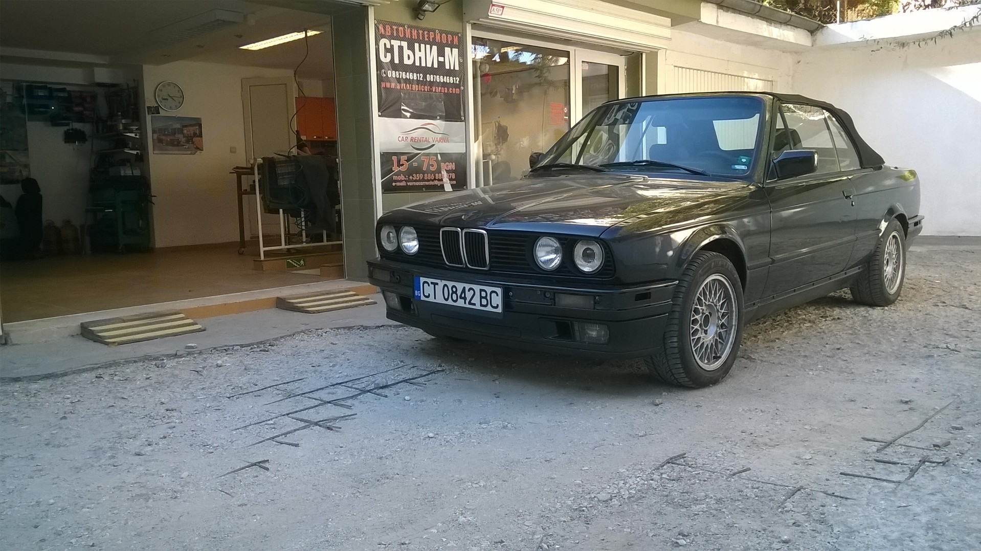 E30