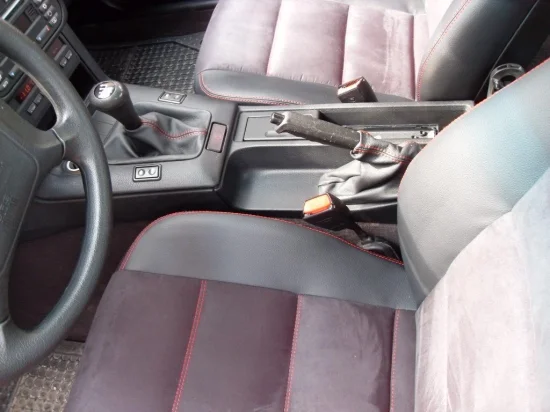 BMW E36 Кожен Салон
