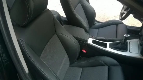 BMW E91 Кожен Салон